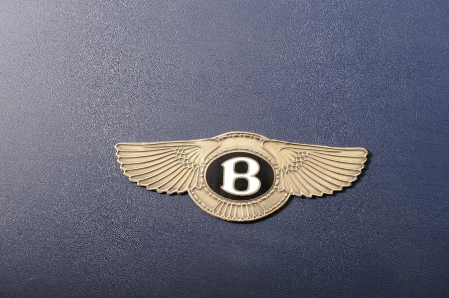 Логотип Bentley 4-Litre Open Tourer 1929 года  (фото 3 из 6)